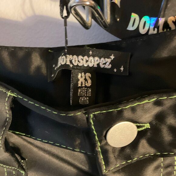 Dolls Kill Punk Trap Chain Cargo Oversized Tie Ankle Pants, XS punk goth baddie - Picture 5 of 16